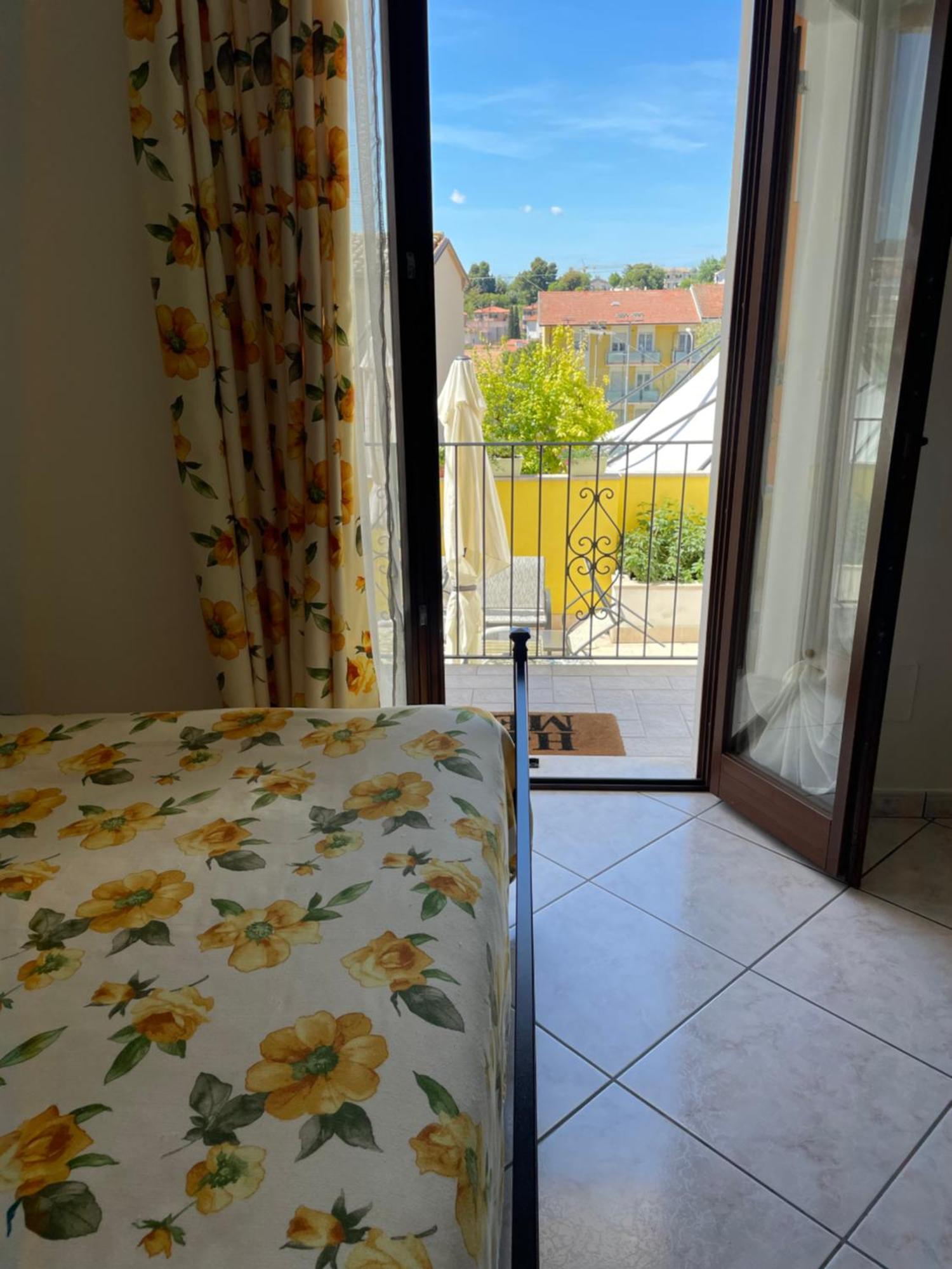 Arra Camere Sirolo - Rooms & Suite מראה חיצוני תמונה